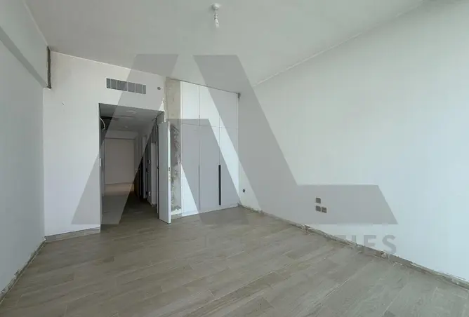 166100169 - Property Image 3