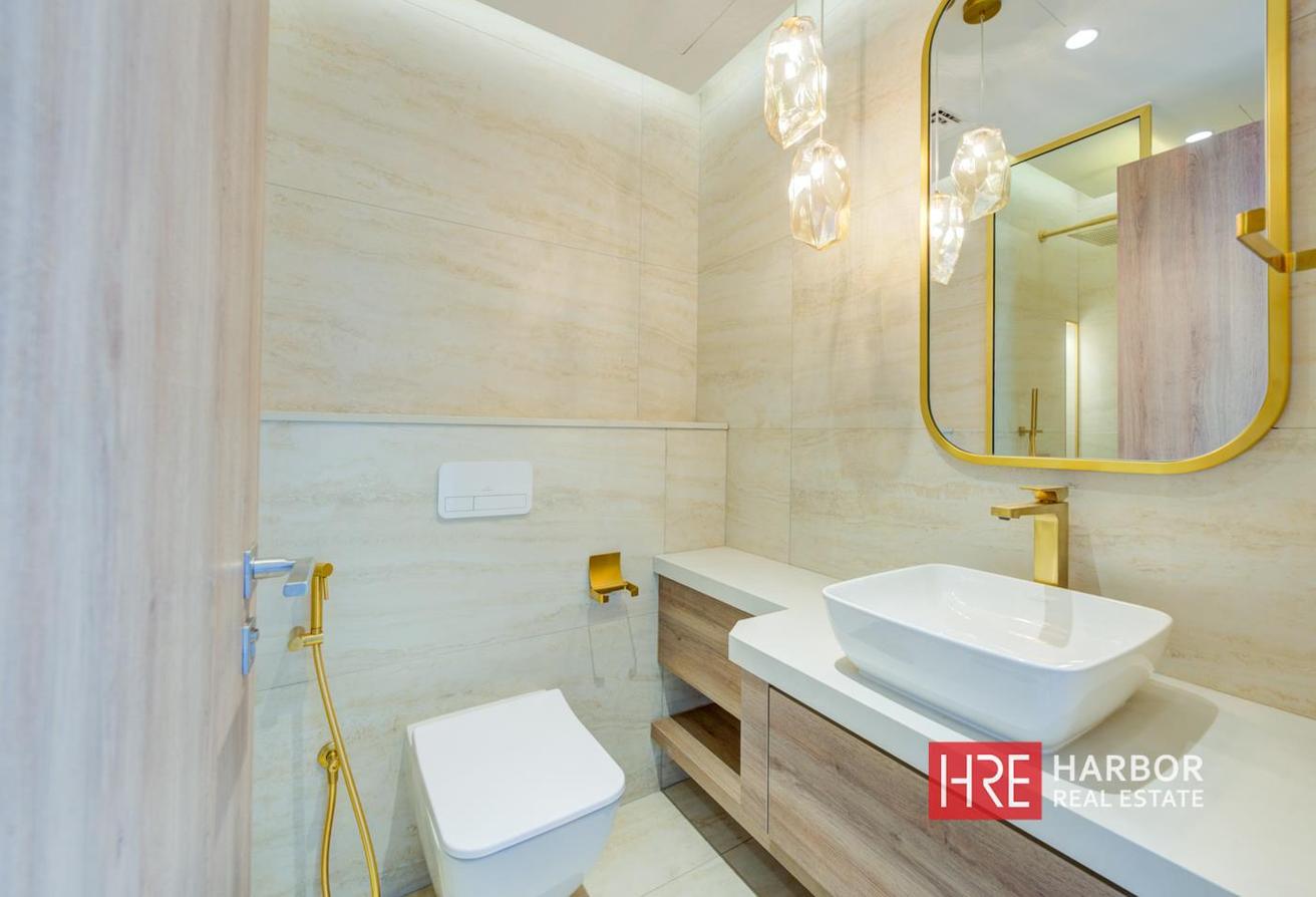 Plus Maids Room | Brand New | Boulevard View photo 19