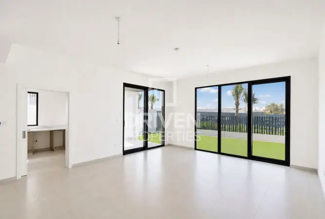 165620373 - Property Image 2