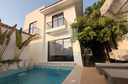 Villa - 4 Bedrooms - 7 Bathrooms for rent in Al Tarad Street - Jumeirah 3 - Jumeirah - Dubai