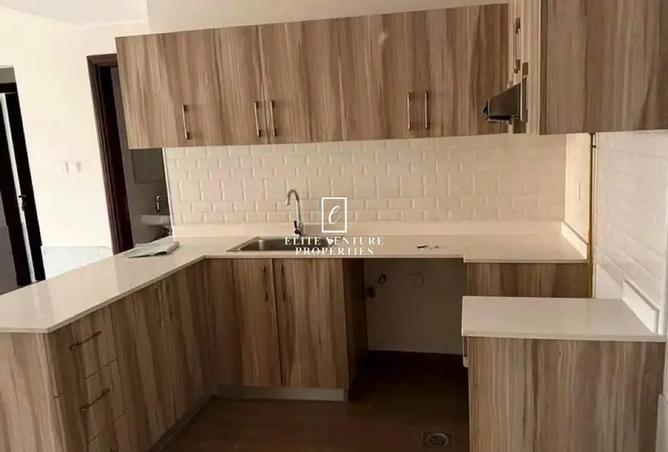 HUGE LAYOUT | CANAL VIEW | PRIME LOCATION photo 2