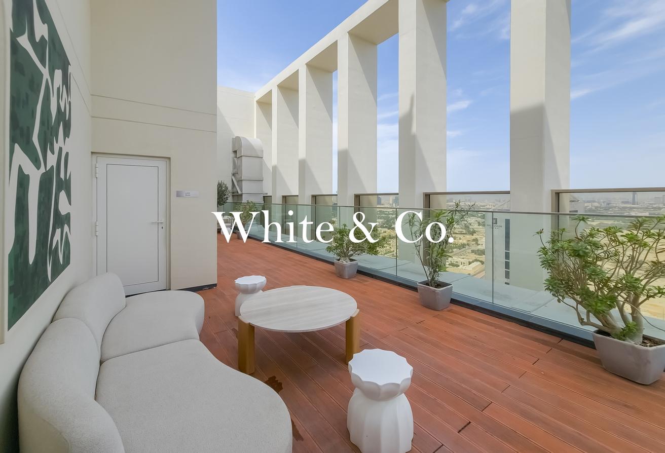 LUXURY LIVING | SKYLINE VIEWS | EXCLUSIVE photo 15