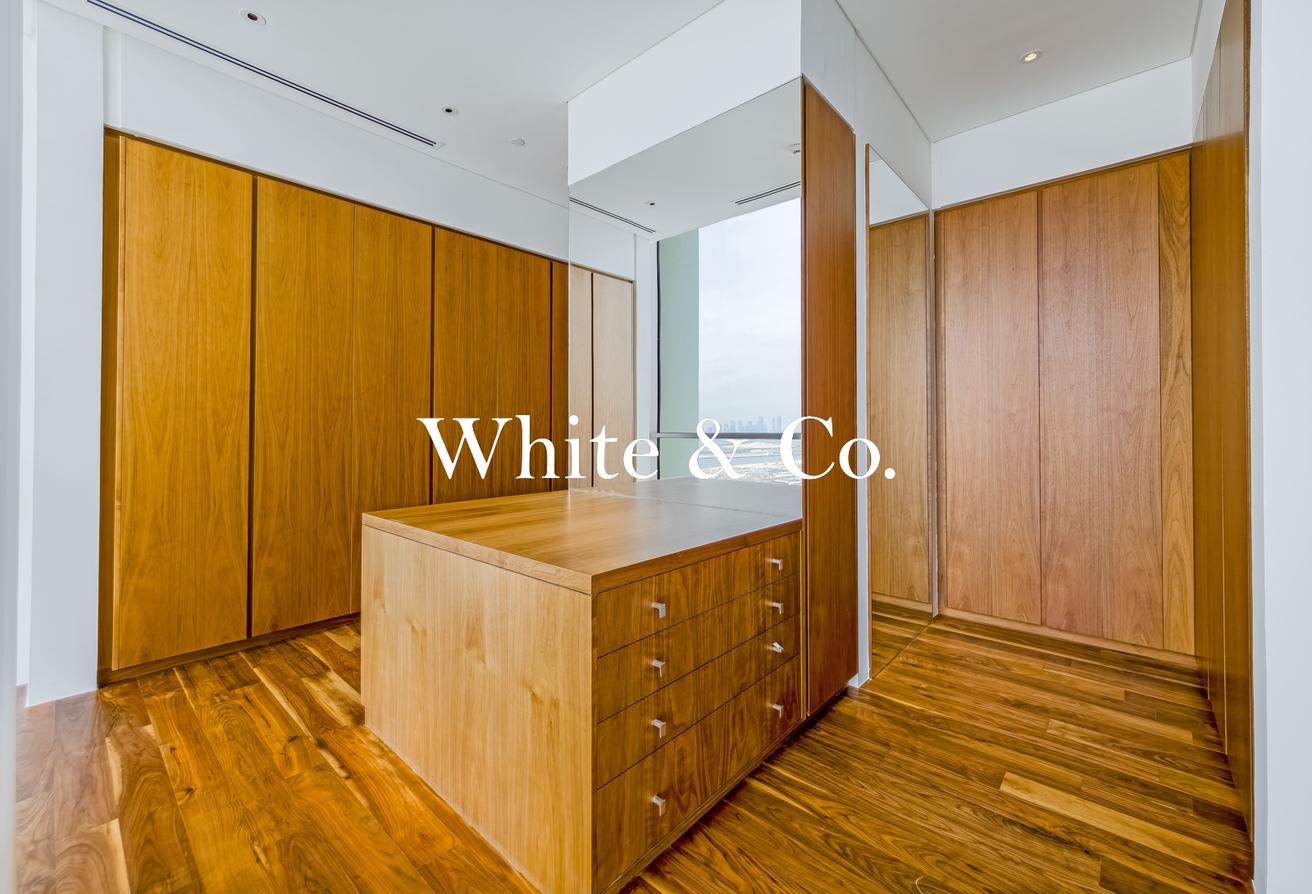 LUXURY LIVING | SKYLINE VIEWS | EXCLUSIVE photo 9