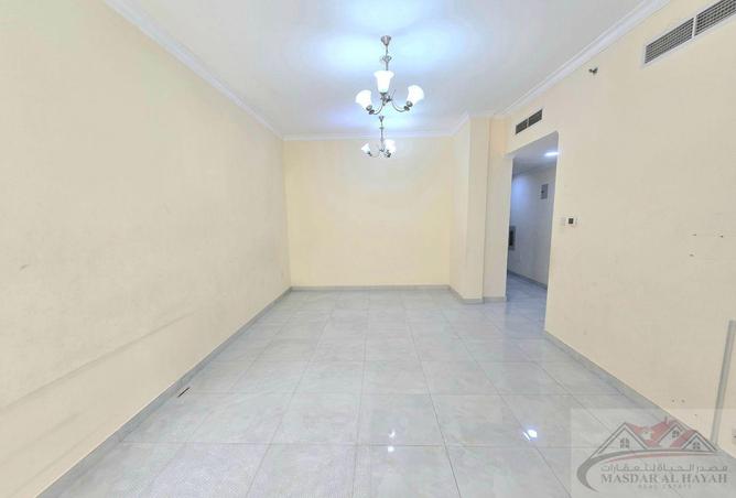 72722195 - Property Image 2