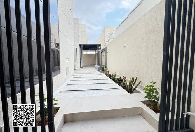 70279973 - Property Image 3