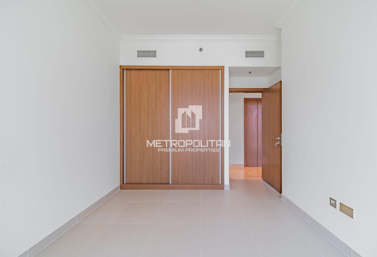 Full Sea View | Luxurious | Prime Location photo 23
