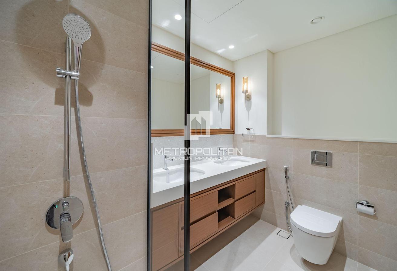 Full Sea View | Luxurious | Prime Location photo 18