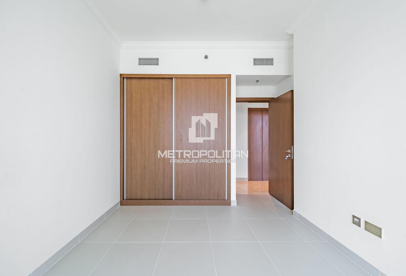 Full Sea View | Luxurious | Prime Location photo 10