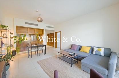 Apartment - 1 Bedroom - 2 Bathrooms for rent in Travo Tower A - Travo - The Views - Dubai