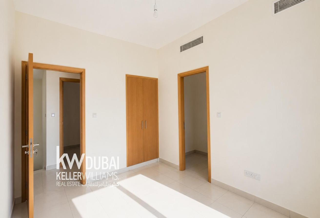 Family-Friendly | Private Garden | Vacant photo 8