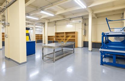 Warehouse - Studio for rent in RAS - Umm Ramool - Dubai