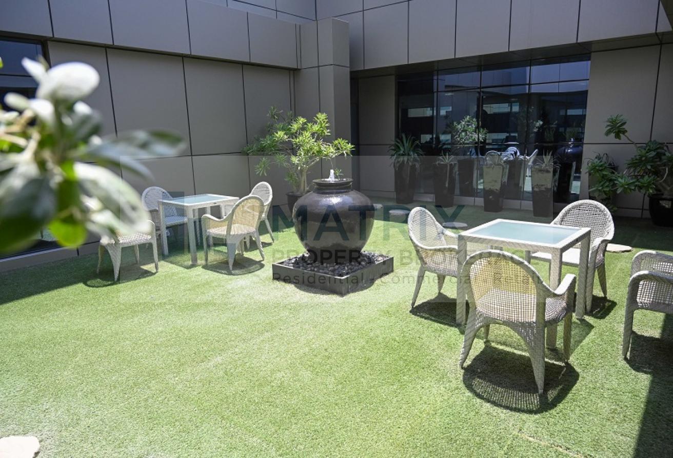 Bus Stop In Front I Unfurnished Unit I Big Lay Out photo 12