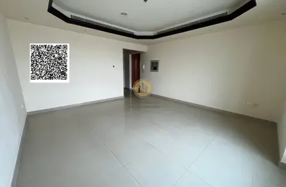 شقة - غرفة نوم - 2 حمامات للايجار في مساكن كورنيش عجمان - طريق كورنيش عجمان - عجمان