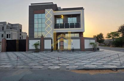 Villa - 5 Bedrooms - 7 Bathrooms for sale in Al Yasmeen 1 - Al Yasmeen - Ajman