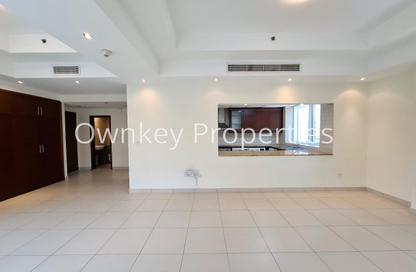 Apartment - 2 Bedrooms - 3 Bathrooms for rent in Bin Hendi Tower - Al Mankhool - Bur Dubai - Dubai