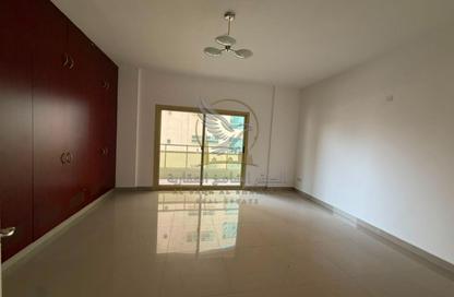 Apartment - 2 - 3 for rent in Al Majaz 2 - Al Majaz - Sharjah