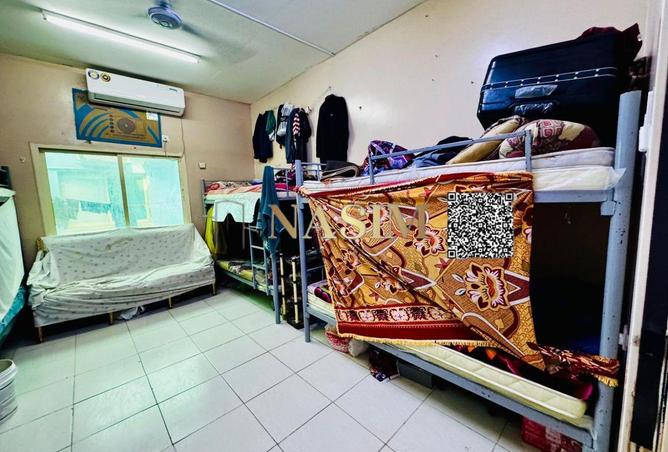 73844535 - Property Image 2