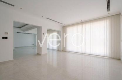 Villa - 3 Bedrooms - 4 Bathrooms for rent in Regional Large - Regional - Jumeirah Park - Dubai