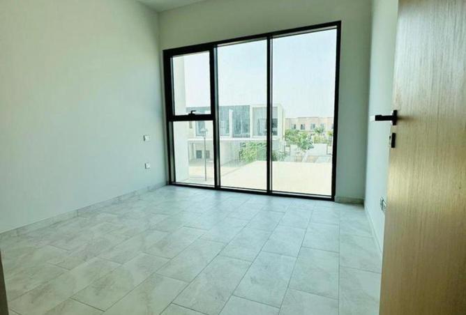 79420769 - Property Image 3