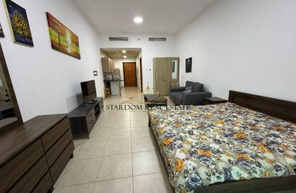 Apartment - Studio - 1 Bathroom for rent in Palace Tower 2 - Palace Towers - Dubai Silicon Oasis - Dubai