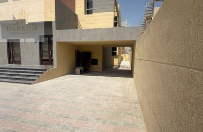 Villa - 5 Bedrooms - 6 Bathrooms for sale in Al Mowaihat 1 - Al Mowaihat - Ajman