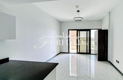 Apartment - Studio - 1 Bathroom for rent in Rukan Tower A - Rukan Tower - Rukan - Dubai Land - Dubai
