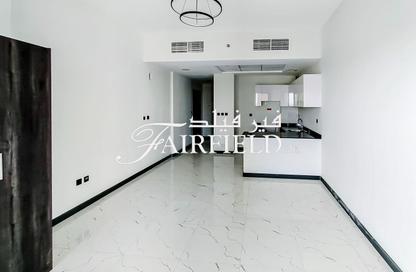 Apartment - Studio - 1 Bathroom for rent in Rukan Tower A - Rukan Tower - Rukan - Dubai Land - Dubai