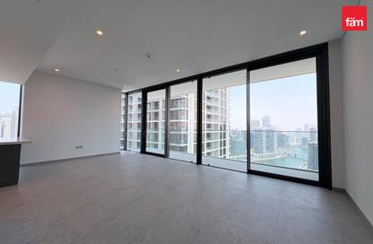 Apartment - 3 - 4 for rent in Peninsula Four - Peninsula - Business Bay - Dubai