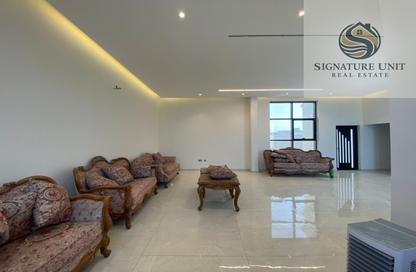 Villa - 4 Bedrooms - 6 Bathrooms for rent in Al Aweer 1 - Al Aweer - Dubai Villa - 4 Bedrooms - 6 Bathrooms for rent in Al Aweer 1 - Al Aweer - Dubai