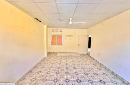 Villa - 3 Bedrooms - 3 Bathrooms for rent in Al Sabkha - Al Riqqa - Sharjah