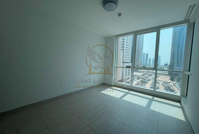 136103789 - Property Image 2