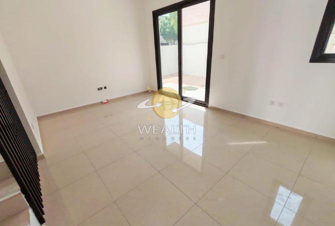 99117494 - Property Image 3