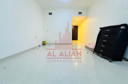 Apartment - 3 - 5 for rent in Al Khalidiya - Abu Dhabi