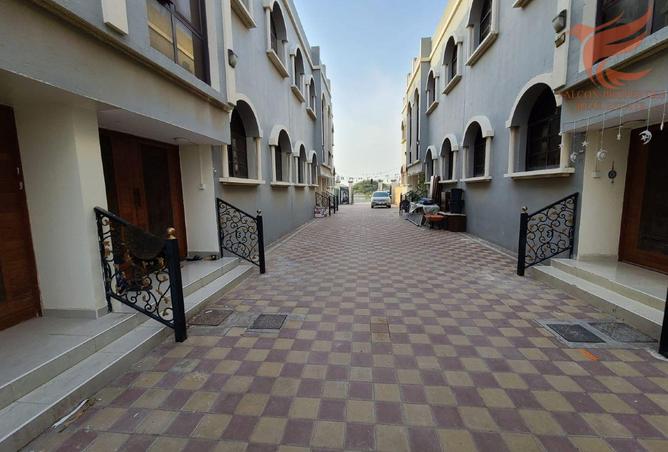 4 BR Villa for rent in al qusaidat 40k