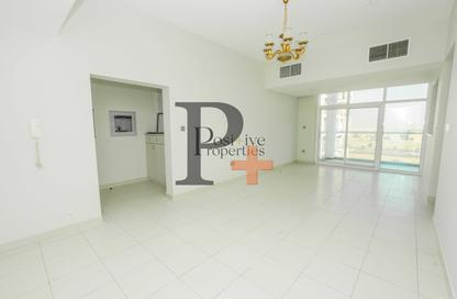 Apartment - 2 - 2 for rent in Glitz 3B - Glitz 3 - Glitz - Dubai Studio City - Dubai