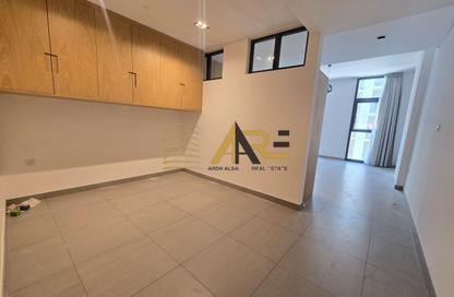 Apartment - Studio - 1 Bathroom for rent in Al Mamsha - Muwaileh - Sharjah