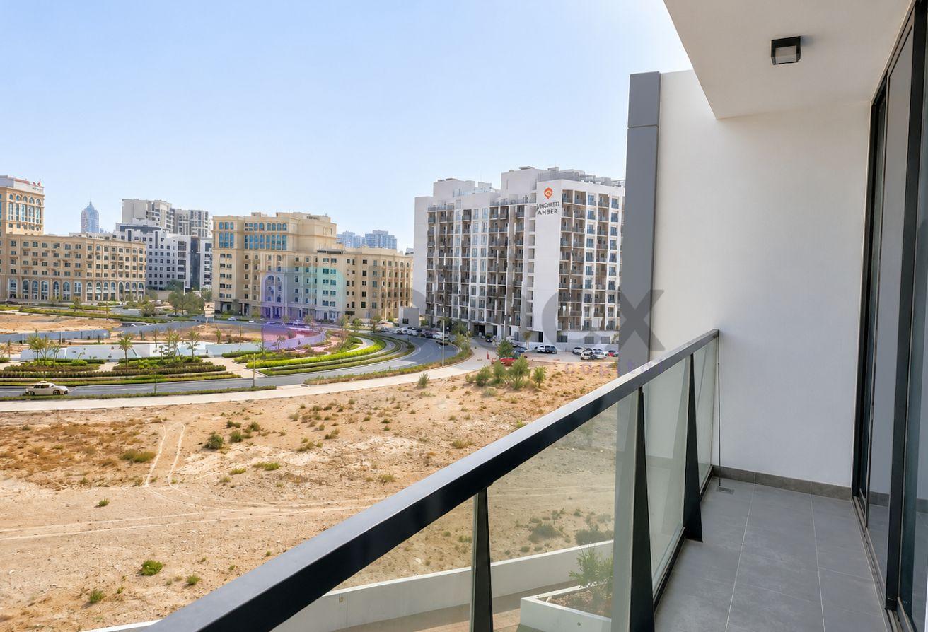 POOL VIEW | FULLY FURNISHED | MOVE-IN READY - Image 13