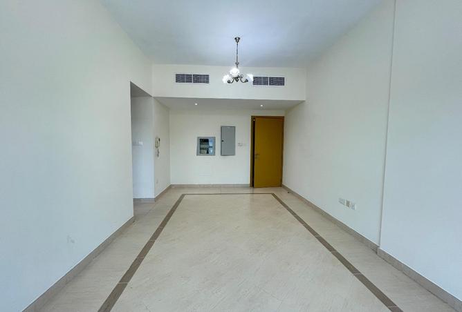104682117 - Property Image 2