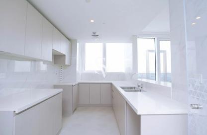 Apartment - 2 Bedrooms - 3 Bathrooms for rent in 1 Residences - 2 - 1 Residences - Al Kifaf - Bur Dubai - Dubai