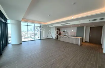 Apartment - 3 Bedrooms - 4 Bathrooms for sale in Castleton - Central Park at City Walk - City Walk - Dubai Apartment - 3 Bedrooms - 4 Bathrooms for sale in Castleton - Central Park at City Walk - City Walk - Dubai