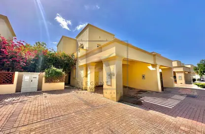 فيلا - 2 غرف نوم - 3 حمامات للايجار في الينابيع 15 - الينابيع - دبي