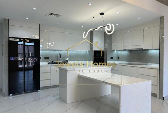 64409938 - Property Image 2