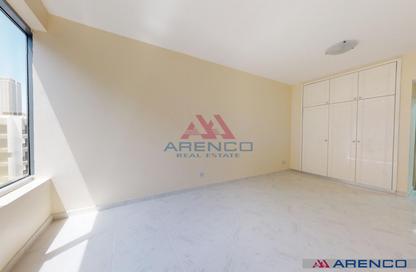 Apartment - 3 - 4 for rent in Golden Sands 8 - Al Mankhool - Bur Dubai - Dubai