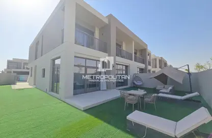 Villa - 5 Bedrooms - 6 Bathrooms for sale in South Bay 1 - South Bay - Residential District - Dubai South (Dubai World Central) - Dubai