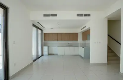Villa - 3 Bedrooms - 4 Bathrooms for rent in Phoenix - Damac Hills - Dubai