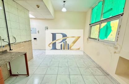 Apartment - Studio - 1 for rent in Fire Station Road - Muwaileh - Sharjah Apartment - Studio - 1 for rent in Fire Station Road - Muwaileh - Sharjah