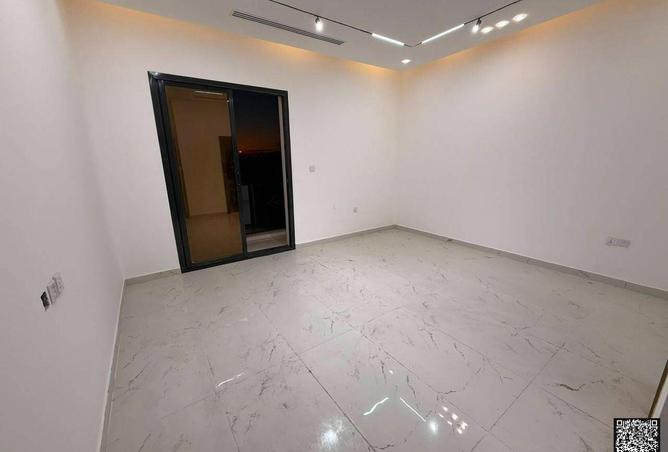 108173245 - Property Image 3