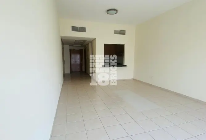85742268 - Property Image 3