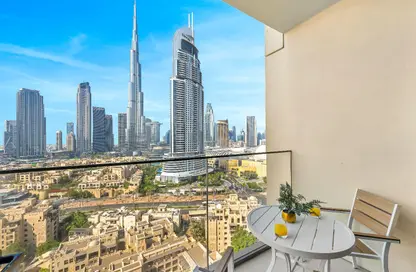 Apartment - 2 Bedrooms - 2 Bathrooms for rent in Burj Royale - Downtown Dubai - Dubai