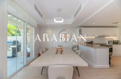 Villa - 3 Bedrooms - 4 Bathrooms for rent in Springs 15 - The Springs - Dubai Villa - 3 Bedrooms - 4 Bathrooms for rent in Springs 15 - The Springs - Dubai